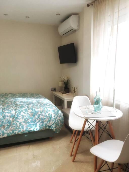 Emerald Mini Suite:Your Deluxe Studio In Kalamaria Thessaloníki Exteriör bild